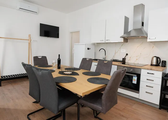 Matea Apartman